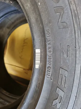 Se vende 2 Neumáticos en perfecto estado