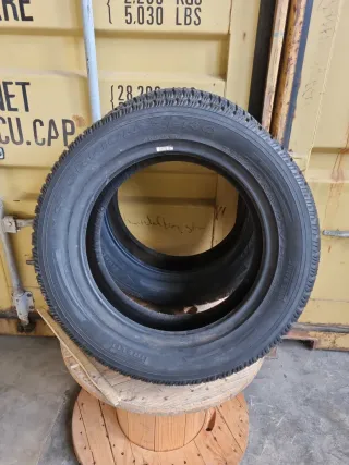 Se vende 2 Neumáticos en perfecto estado