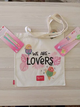 Borsa Legami San Valentino con penne e matita