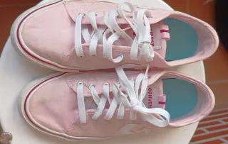 Zapatillas Converse Niña Rosa.