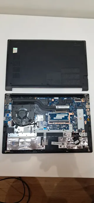 Ordenador portátil Lenovo ThinkPad E14 I7