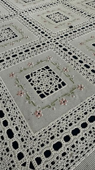 Mesa camilla redonda 70cm con faldón azul