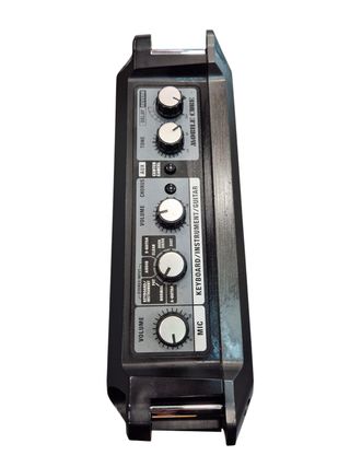 AMPLIFICADOR ROLAND MOBILE + FUNDA