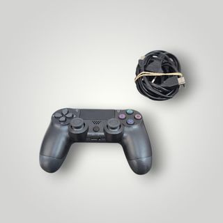 CONSOLA PS4 FAT 500 GB + MANDO Y CABLES