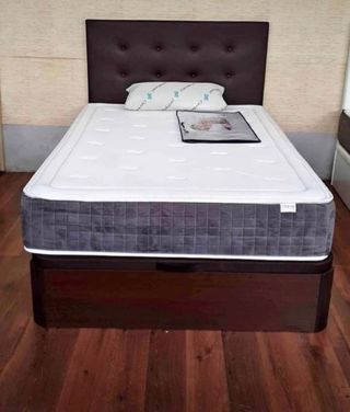 Cama canapé y colchón