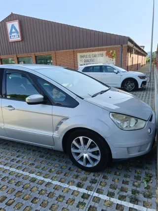 !!! Familiar Ford S-MAX , poco negociable muy fino