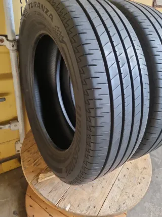 Se vende 2 Neumáticos en perfecto estado