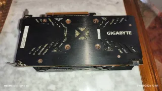 Tarjeta Gráfica Gigabyte R9 380X 4GB