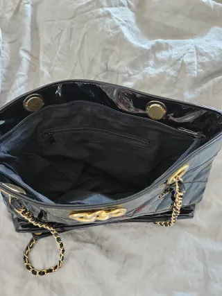 Bolso vintage negro charol cadena