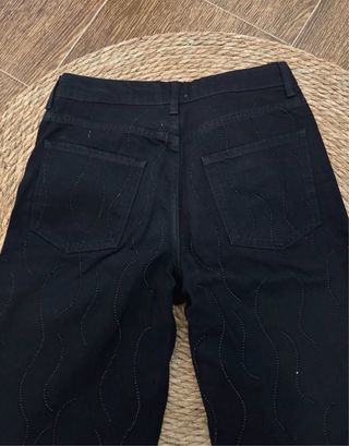 Vaqueros Zara negros con brillos