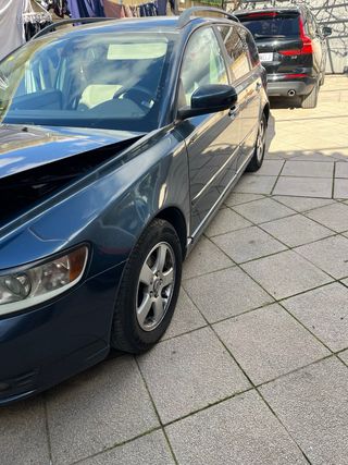 Volvo V50 2009 con averia