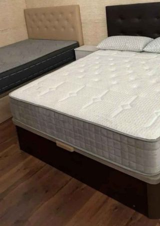 Offerta totale su set di divani letto e materassi