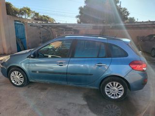 Renault Clio grand tour (familiar)