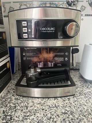 Cafetera Cecotec Power Espresso 20