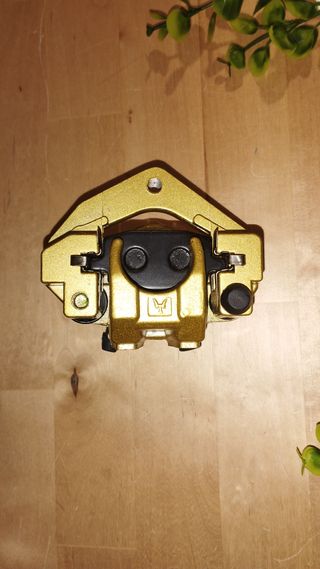 Pinza Freno Delantera Dorada Scooter