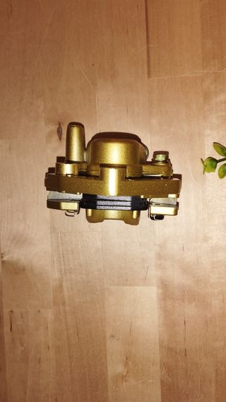 Pinza Freno Delantera Dorada Scooter