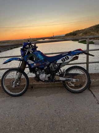 Yamaha DT 125
