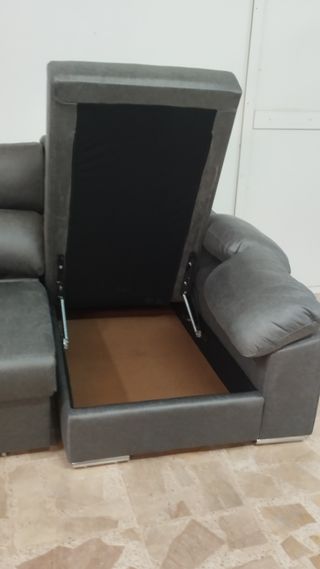Chaiselongue extraíble AL SUELO con arcón Y 2 POUF