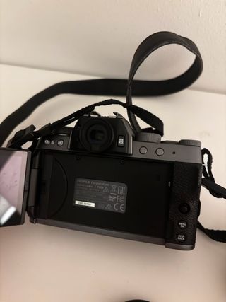 Fujifilm X-T200 con objetivo XC 15-45mm