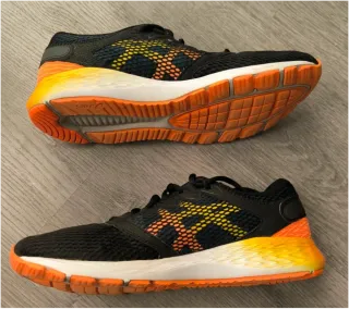 ASICS RoadHawk FF 2 Talla 43.5