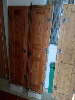 Ventanas de madera decorativas