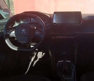 Peugeot 208 2022 OFERTA ENERO