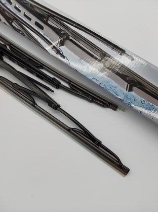 HELLA 9XW 206 480-821 Heavy Duty Limpiaparabrisas - HD65D - Escobillas con arco - para dirección izquierda/derecha - 650/550mm -