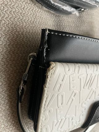 Bolso monedero Kaila Carmen Desigual