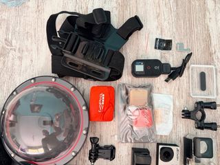GoPro Hero 3+ nero + accessori