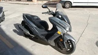 Kymco Grand Dink 300 Scooter