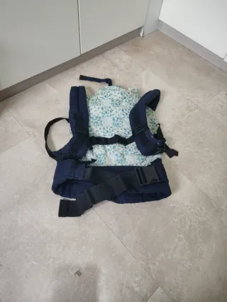 Mochila portabebés azul