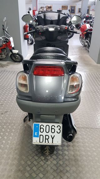 Piaggio X9 125 Evolution