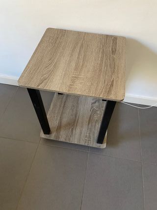 2 Mesas Auxiliares o de noche