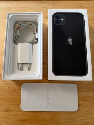 iPhone 11 128GB Negro IMPOLUTO