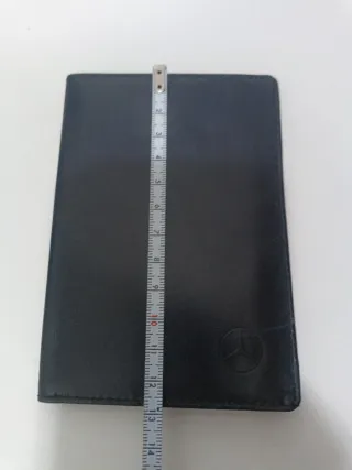 Monedero Mercedes-Benz Negro