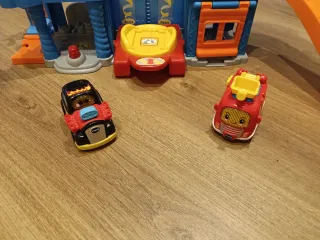 Taller de reparaciones VTech con coches