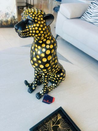 Figura Decorativa Leopardo Negro y Dorado