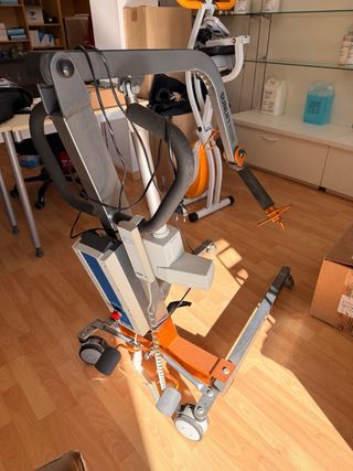 Grúa de traslado y elevación de personas