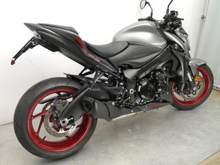 SUZUKI GSX-S 1000 2021 827 kms.