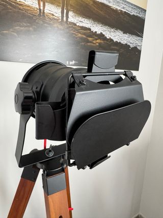 Lámpara Industrial Trípode Madera y Metal