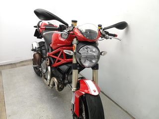 DUCATI MONSTER 1100 EVO 2012 30460 kms.
