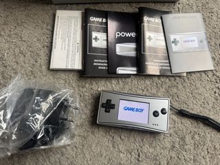 Nintendo Game Boy Micro Plata