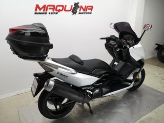 YAMAHA T-MAX 500 2011 41909 kms.