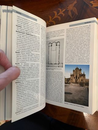 Enciclopedia tematica d'arte 3 volumi nuovi