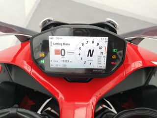 DUCATI SUPERSPORT 950 2022 15333 kms.