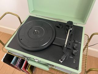 Tocadiscos Crosley Cruiser Plus Verde menta