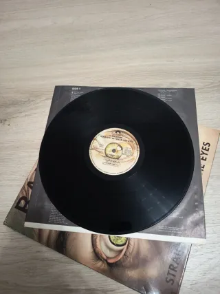 Rainbow Straight Between The Eyes LP