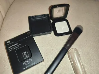 Set Maquillaje: brocha, Labial, Sombras