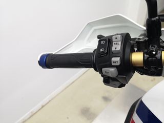 HONDA CRF1000L AFRICA TWIN DCT 2017 19830 kms.