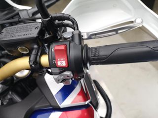 HONDA CRF1000L AFRICA TWIN DCT 2017 19830 kms.